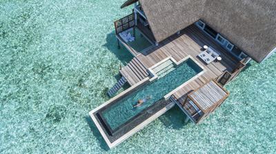 Family Water Villa with Pool