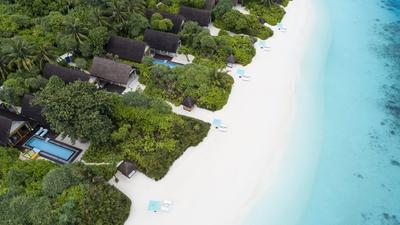 Family Beach Villa With Pool