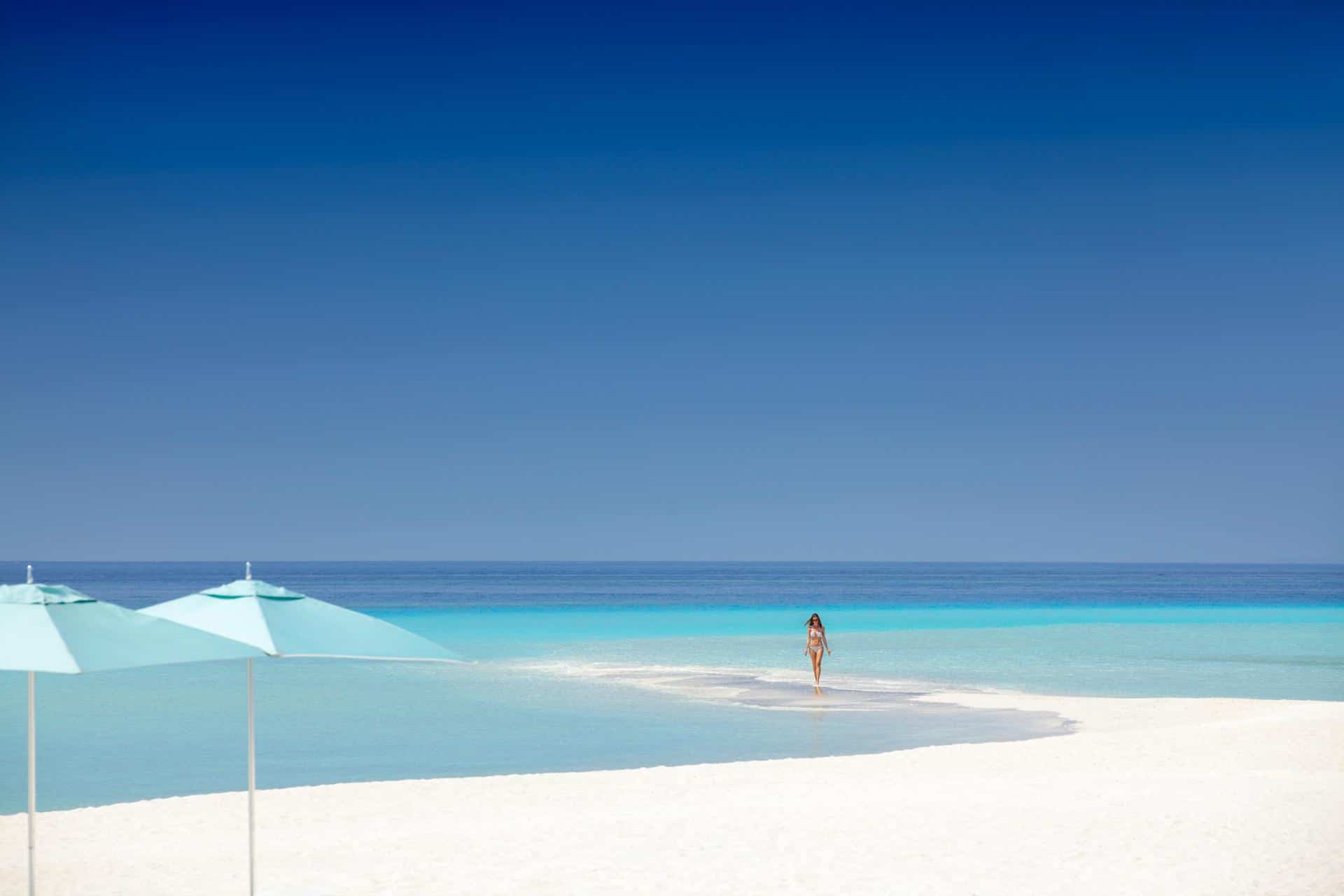 Four Seasons Landaa Giraavaru