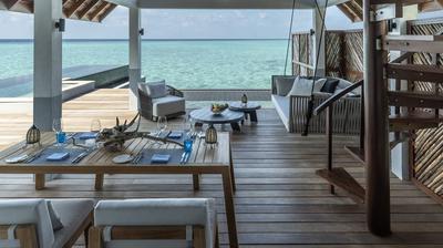 Family Water Villa with Pool / Water Villa with Pool
