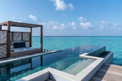 Family Water Villa with Pool / Water Villa with Pool