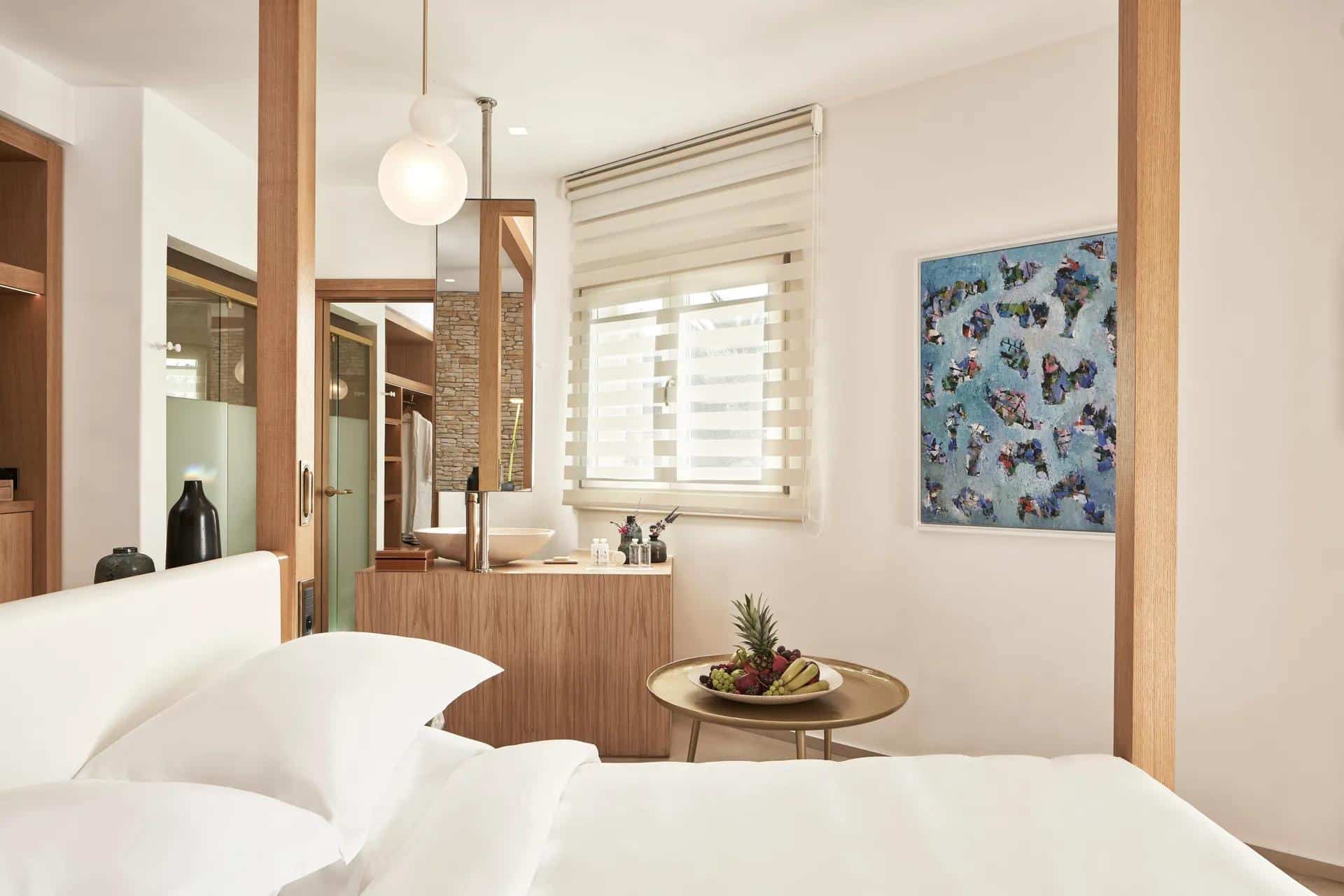 Naia Suite with Direct Sea View & Outdoor Jacuzzi