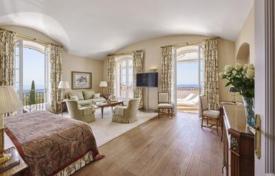 Prestige Junior Suite