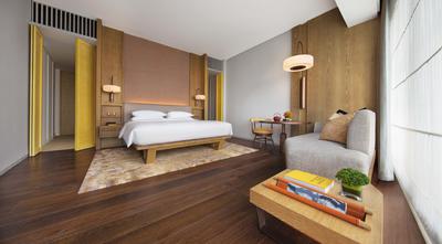 1 King Bed