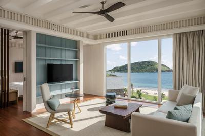 Plunge Pool Rooftop Deluxe Suite