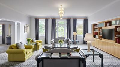 Diplomatic Suite