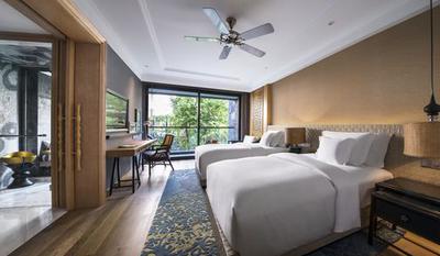 Guest room