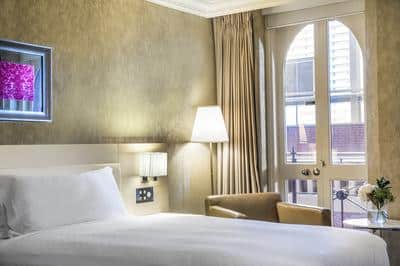 2 Double Beds Classic