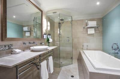 1 King Bed Junior Suite Separate Bath