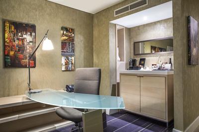 1 King Bed 1 Bedroom Suite