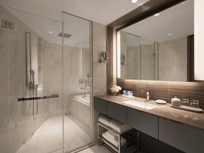 1 King Bed Tsuki Suite Club Bathroom