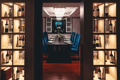 Fireplace Grill And Bar