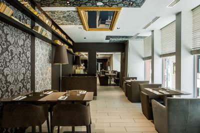 Breakfast Room