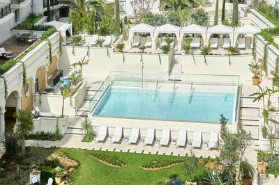Swimming Pool - Infinity pool