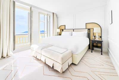 1 King Classic Sea View Balcony