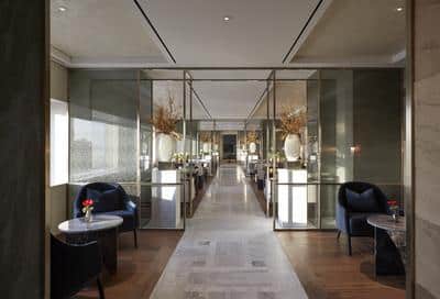 Club Floor Lounge
