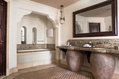 Arabian Summerhouse Lagoon Deluxe