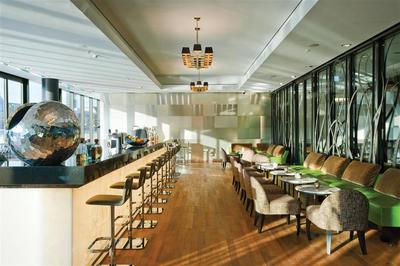 Regency Club