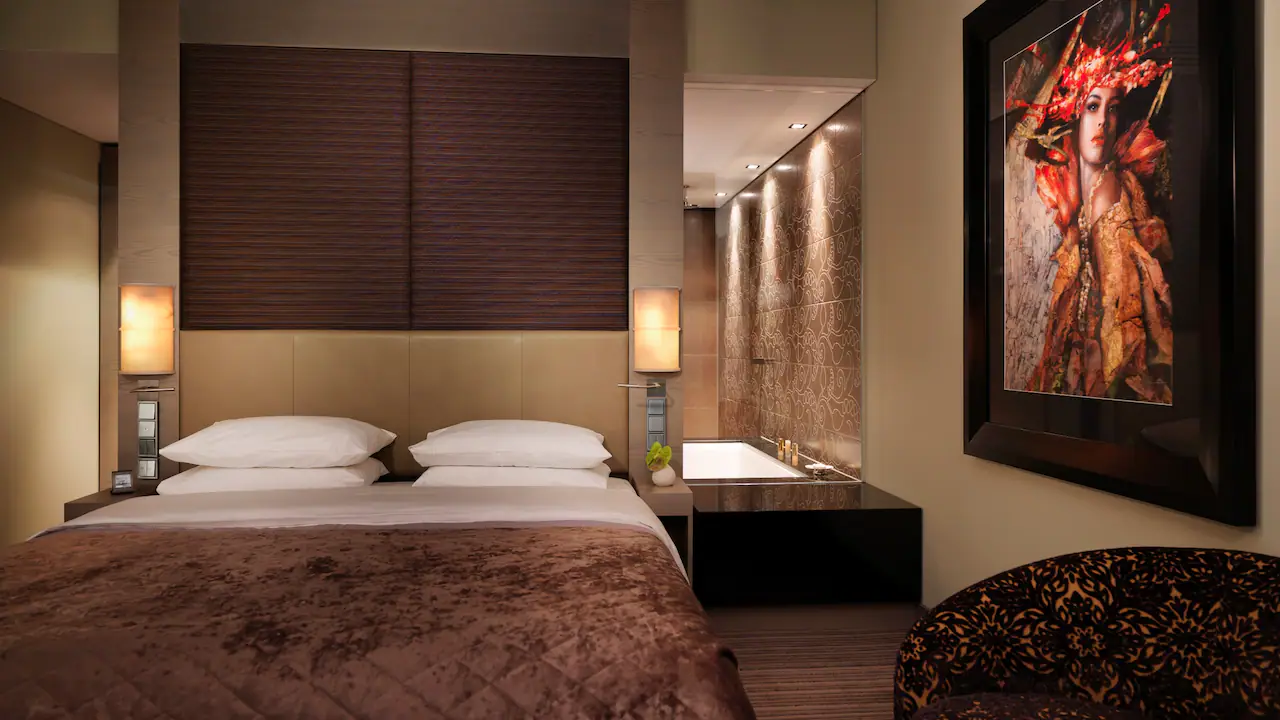 One King Bed