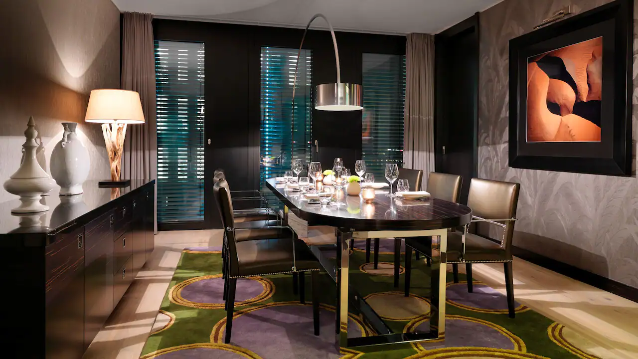 Regency Executive Suite