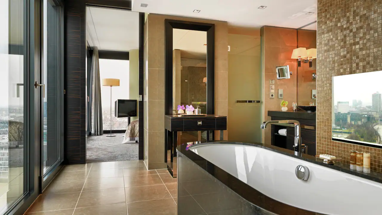 Regency Executive Suite