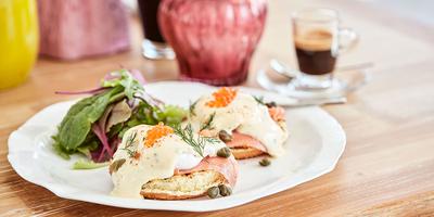 Latitudes - Breakfast