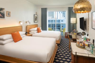 2 Queen Beds Ocean View with Balcony
