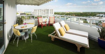 Crown Suite