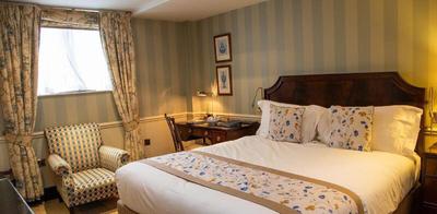 Luxury Rooms