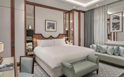 Mayfair King Room