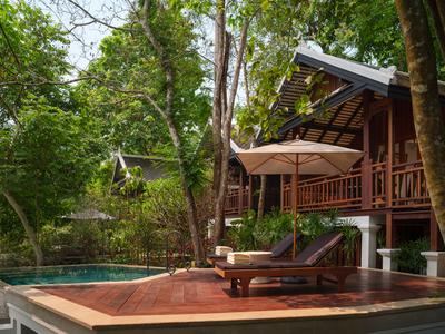 Waterfall Pool Villa