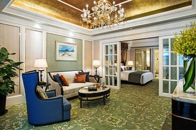 1 Bedroom Suite Courtyard View