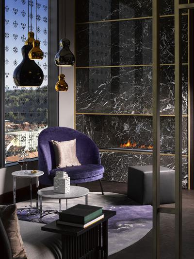 1 King Bed Club Intercon High Floor