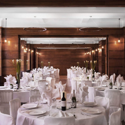 Town Hall Hotel image