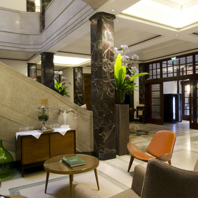 Town Hall Hotel image