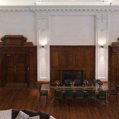 Town Hall Hotel image