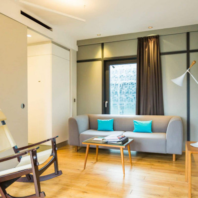 Town Hall Hotel image