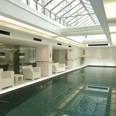 Town Hall Hotel image