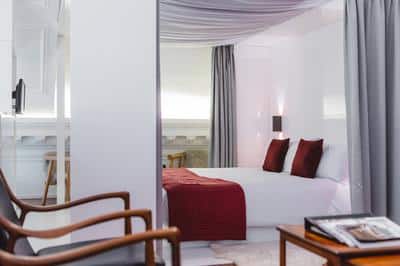 De Montfort Suite