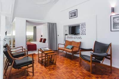 De Montfort Suite