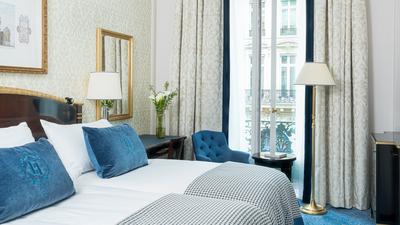 2 Twin Beds Premium Balcony