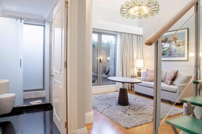 Executive Duplex Suite