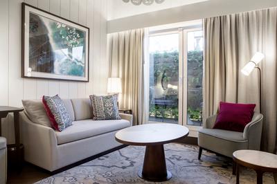 1 King Bed 1 Bedroom Suite