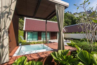 1 King Club Private Pool Villa