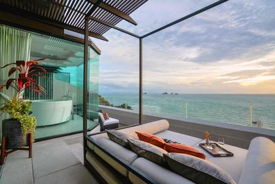 1 King Bed Club Panoramic Ocean Suite