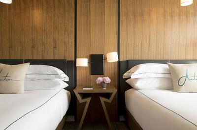 Guest room