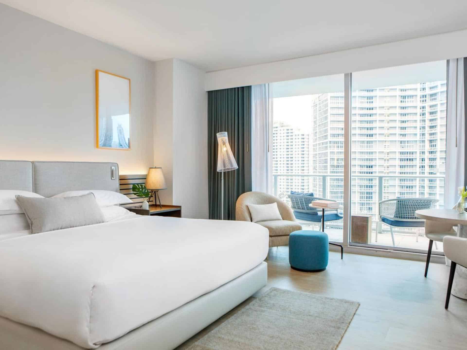 1 King Suite