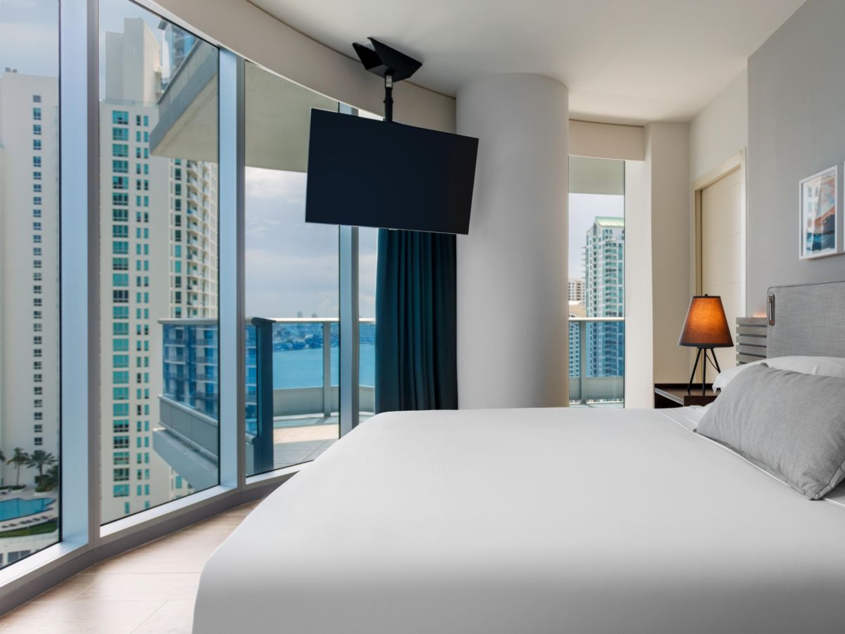 1 Bedroom Suite Water View