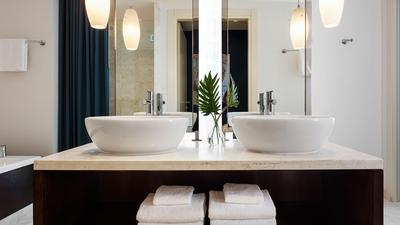 Waterview One Bedroom Suite