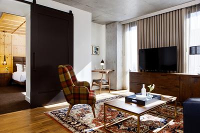 Suite